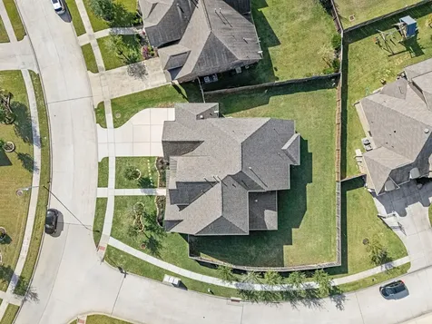 18935 Wild Thornberry Drive Tomball TX 77377