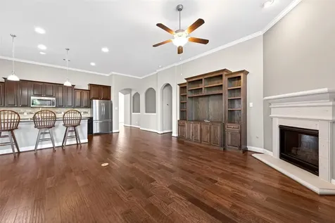 14 S Sawbridge Circle The Woodlands TX 77389