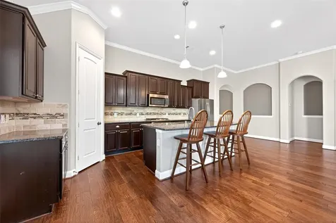 14 S Sawbridge Circle The Woodlands TX 77389
