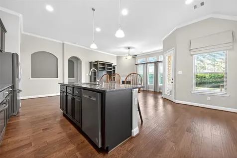 14 S Sawbridge Circle The Woodlands TX 77389