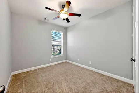 14 S Sawbridge Circle The Woodlands TX 77389