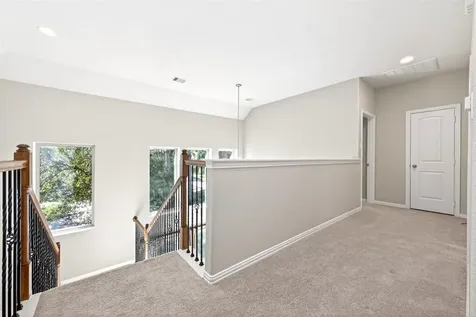 14 S Sawbridge Circle The Woodlands TX 77389
