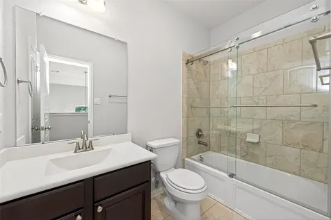 14 S Sawbridge Circle The Woodlands TX 77389