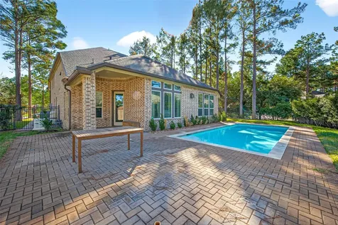 14 S Sawbridge Circle The Woodlands TX 77389