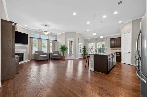 14 S Sawbridge Circle The Woodlands TX 77389