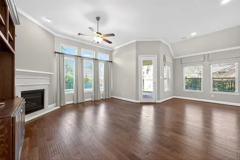 14 S Sawbridge Circle The Woodlands TX 77389