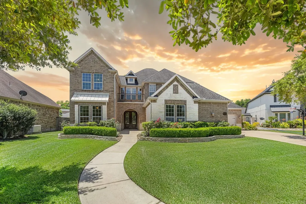 32210 Waterford Crest Lane Fulshear TX 77441