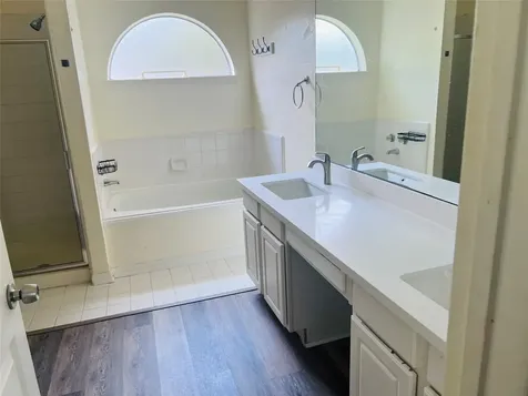 4722 Silverlake Drive Sugar Land TX 77479