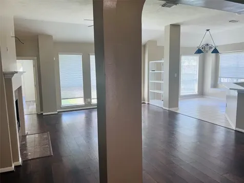 4722 Silverlake Drive Sugar Land TX 77479