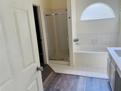 4722 Silverlake Drive Sugar Land TX 77479
