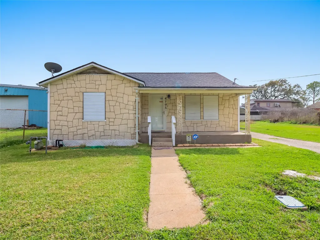 6705 Speaker Street Hitchcock TX 77563