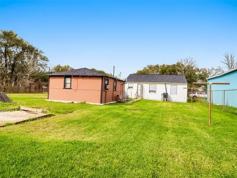 6705 Speaker Street Hitchcock TX 77563