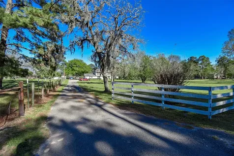 24640 Macedonia Road Hockley TX 77447