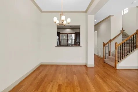 1218 Sandman Street Houston TX 77007