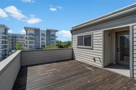 1218 Sandman Street Houston TX 77007