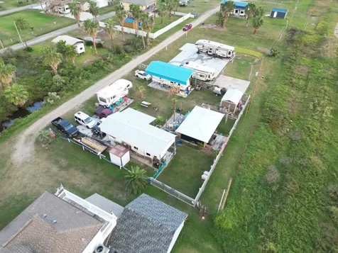 1035 Yeager Street Gilchrist TX 77617