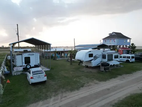 1035 Yeager Street Gilchrist TX 77617