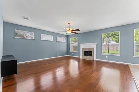 9202 State Walk Circle Houston TX 77064