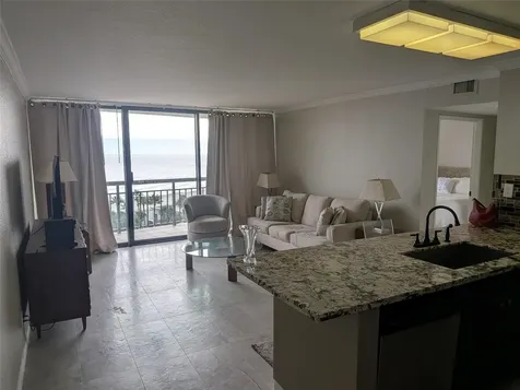 5220 Seawall Boulevard 834 Galveston TX 77551