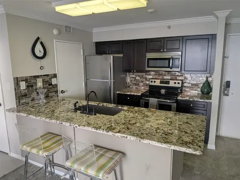 5220 Seawall Boulevard 834 Galveston TX 77551