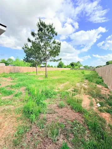 2750 County Road 3540 Cleveland TX 77327