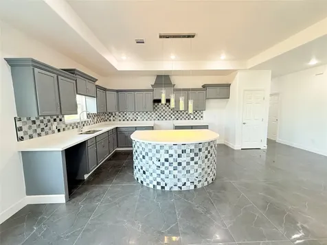 2750 County Road 3540 Cleveland TX 77327