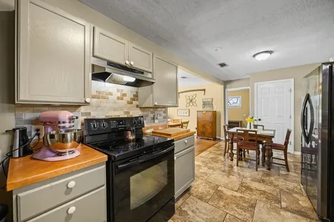 102 North Street Columbus TX 78934