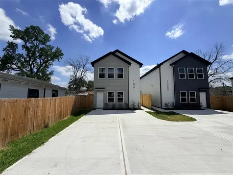 1031 North Lane B Houston TX 77088