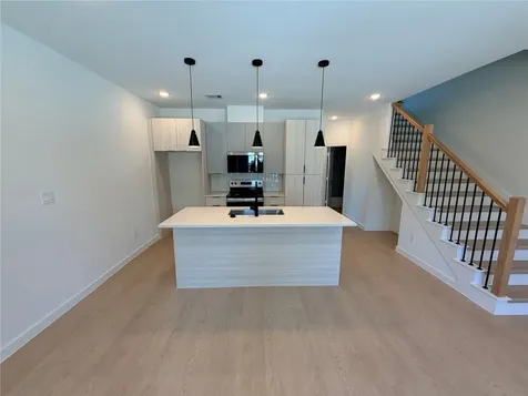 1031 North Lane B Houston TX 77088