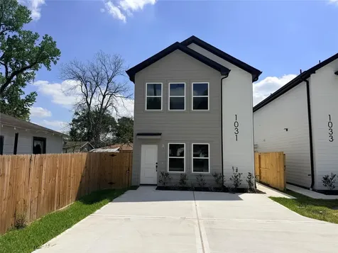 1031 North Lane B Houston TX 77088