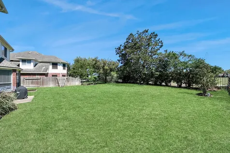 3007 Taylorcrest Drive Pearland TX 77584