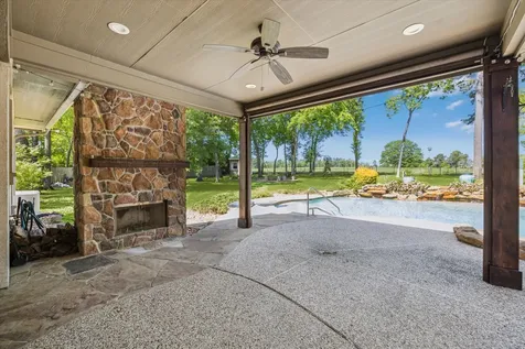 5016 Rimrock Pass Drive Montgomery TX 77316