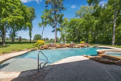 5016 Rimrock Pass Drive Montgomery TX 77316