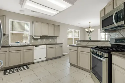 8123 Solara Bend Houston TX 77083
