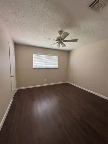 16610 Forest Bend Avenue Friendswood TX 77546