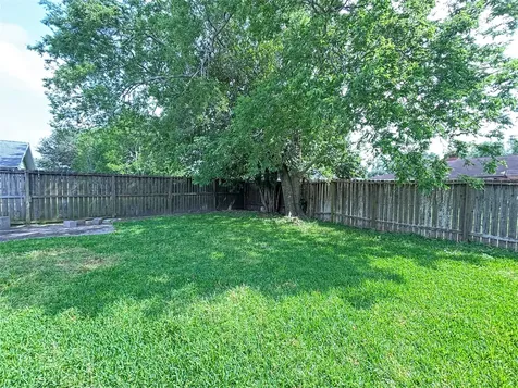16610 Forest Bend Avenue Friendswood TX 77546