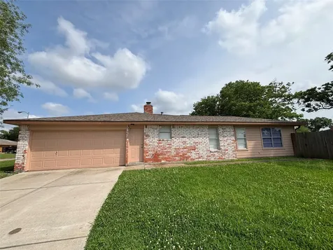 16610 Forest Bend Avenue Friendswood TX 77546