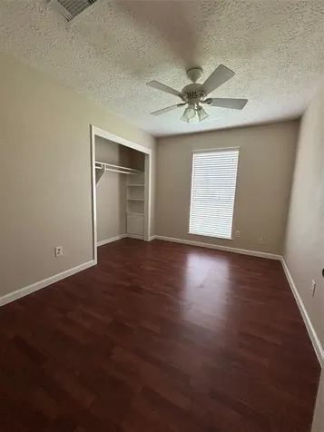 16610 Forest Bend Avenue Friendswood TX 77546