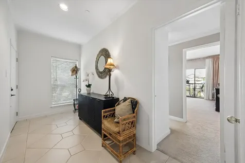 351 Lakeside Lane 201 Nassau Bay TX 77058