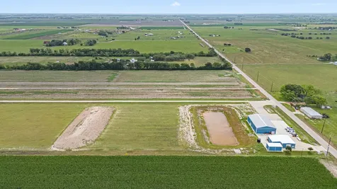 15002 Bj Dusek Road Wallis TX 77485