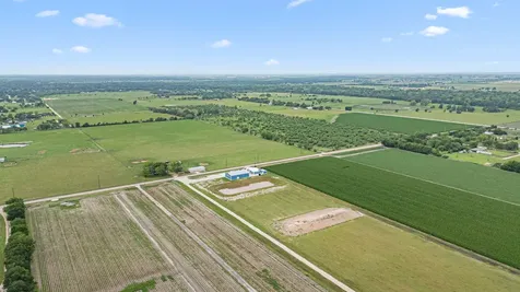 15002 Bj Dusek Road Wallis TX 77485