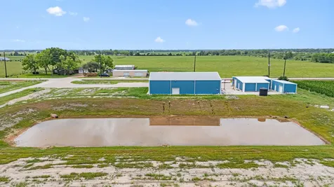 15002 Bj Dusek Road Wallis TX 77485