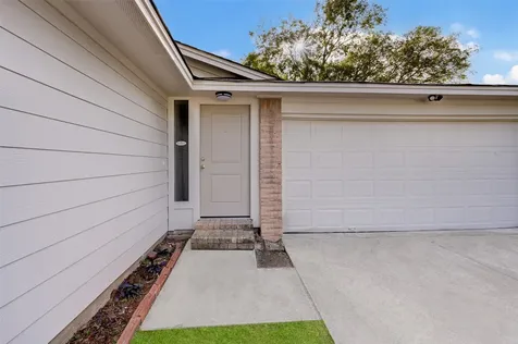 2315 Green Knoll Drive Houston TX 77067