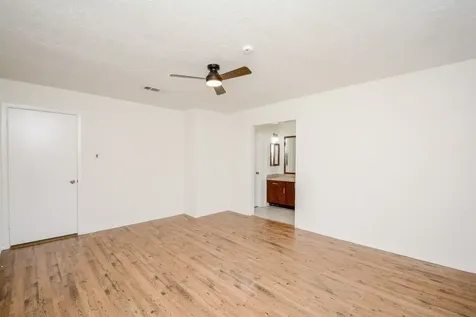 4307 Sloangate Drive Spring TX 77373