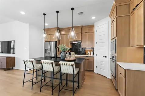 913 Brazos Trail Dayton TX 77535