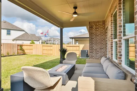 913 Brazos Trail Dayton TX 77535