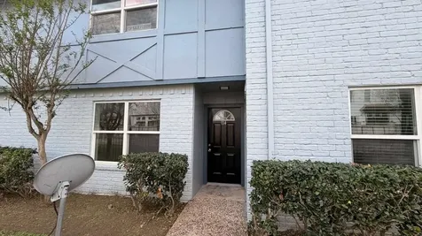 1701 Upland Drive 114 Houston TX 77043