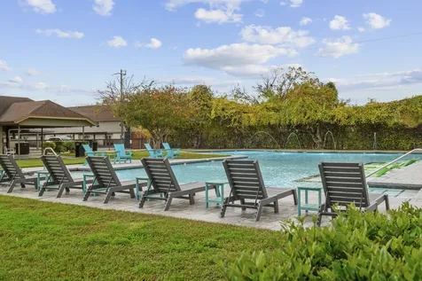 1701 Upland Drive 114 Houston TX 77043