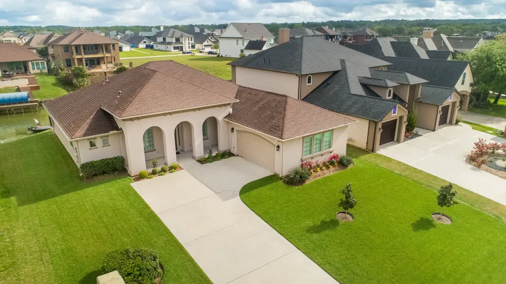 12566 St Ann Court Willis TX 77318