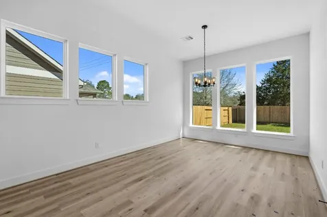 363 Covey Lane Sealy TX 77474